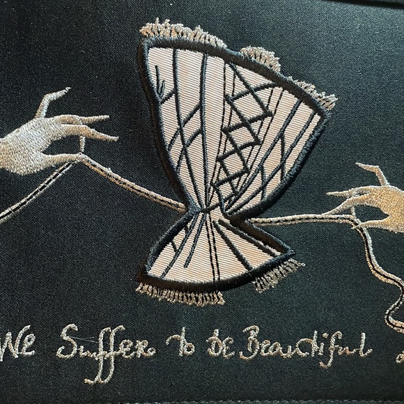 Lulu Guinness We Suffer To Be Beautiful Handbag🖤 - Picture 2 of 13